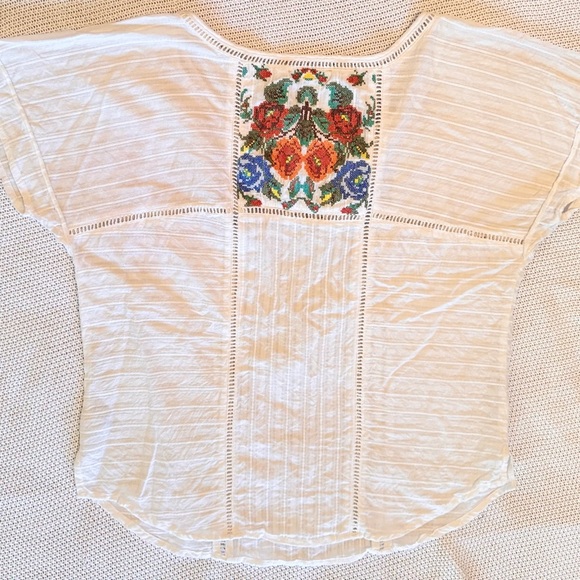ANTHROPOLOGIE Under Skies Boho Embroidered White Women's Top w Tassels - Picture 3 of 13